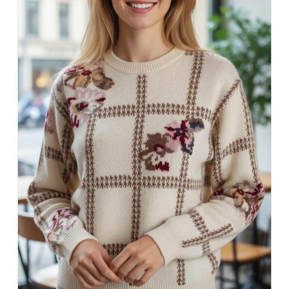 NEW/NOS Vintage 90's Ivory Floral Lambswool Angora Grandma Sweater M